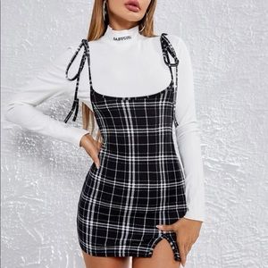 SHEIN Knot Shoulder Split Hem Plaid Overall Dress